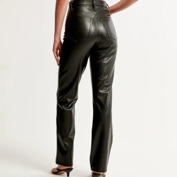 Abercrombie & Fitch 90s Straight Ultra High Rise Vegan Leather Pant sz 32 - Picture 2 of 15